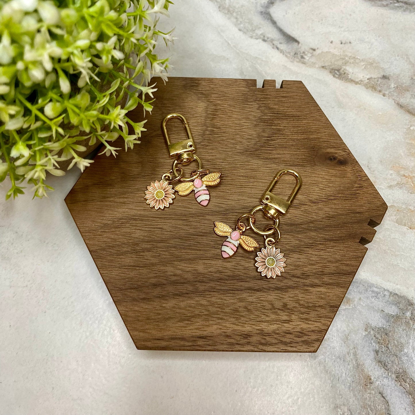 Keychain - Daisy & Bee - Pink