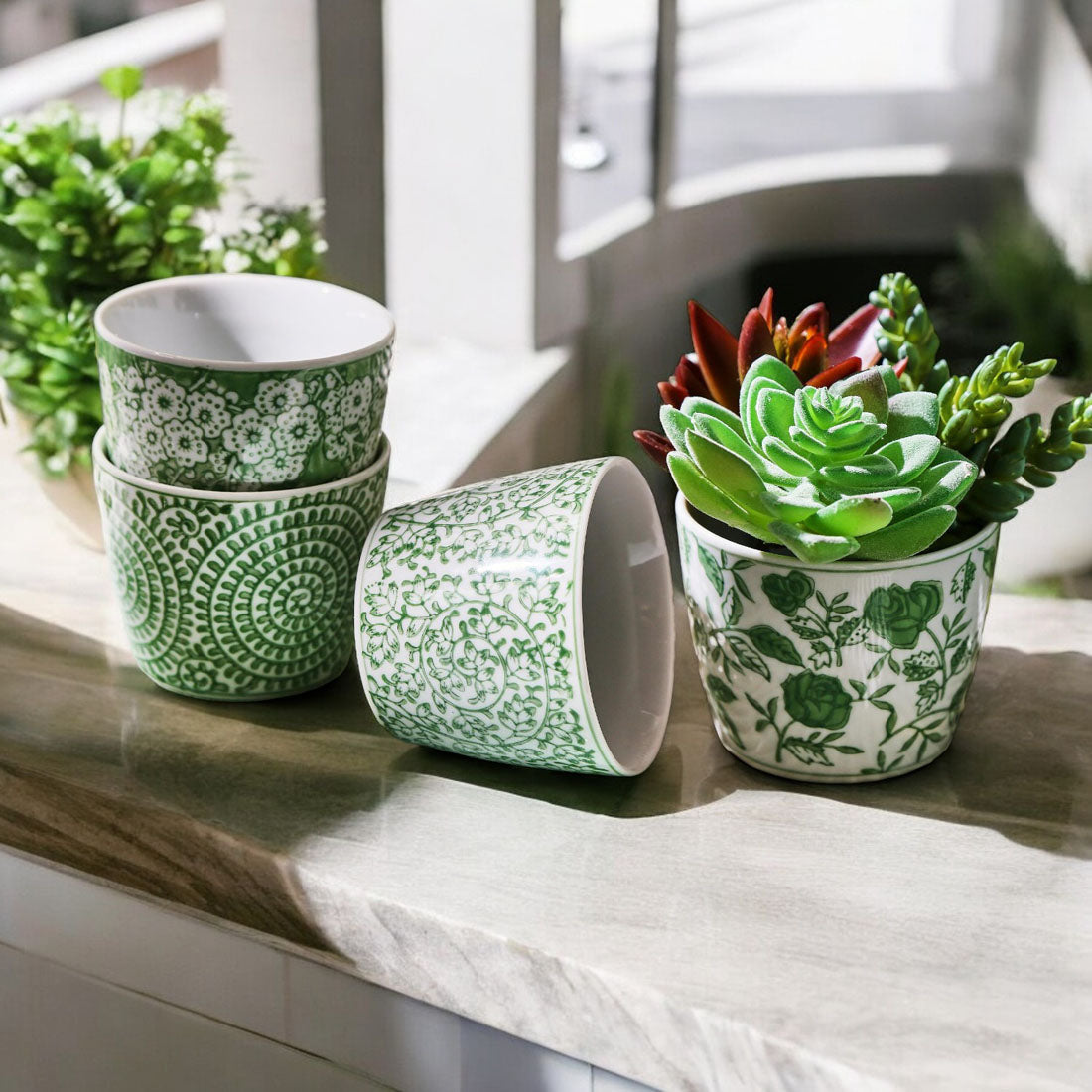 Green cachepots small