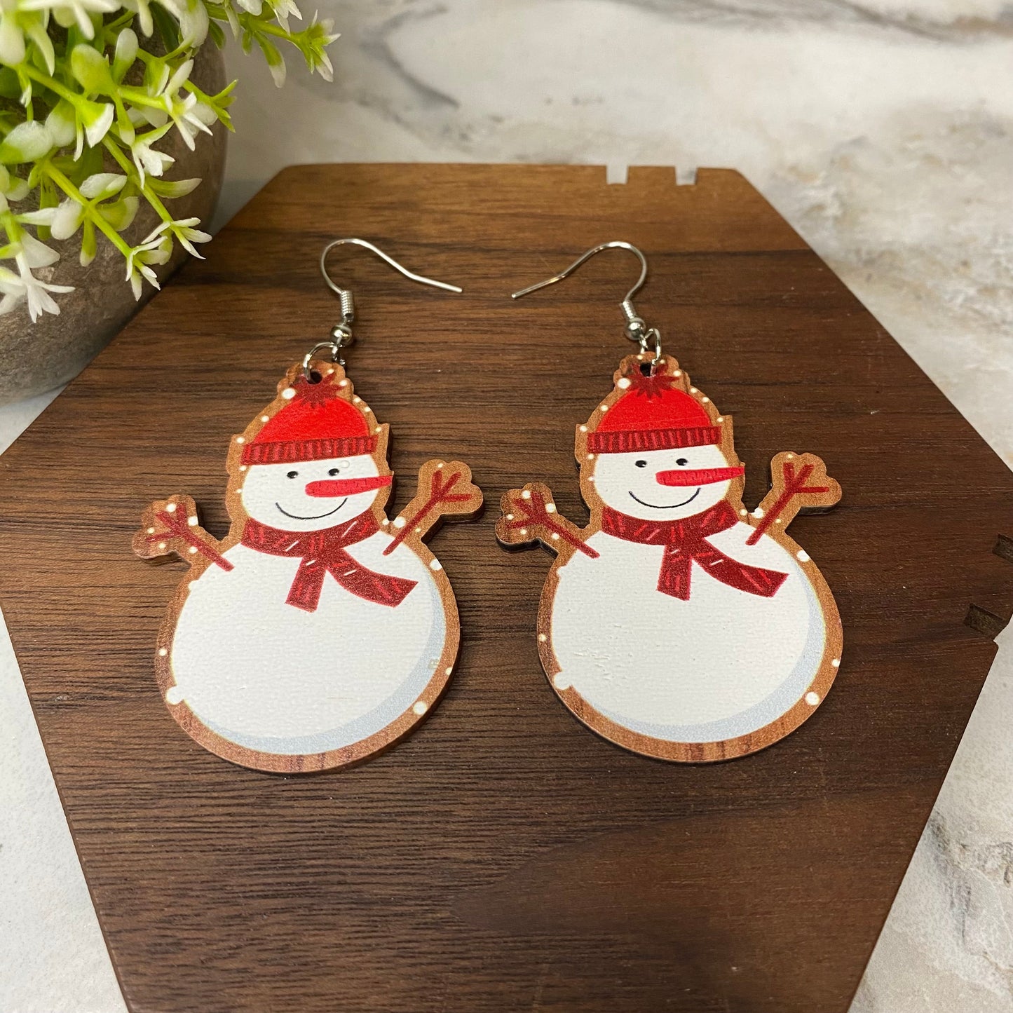 Wooden Dangle Earrings - Christmas - Snowman Hat Scarf