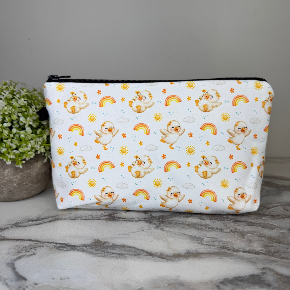 Pouch - Animal Chicken Rainbow
