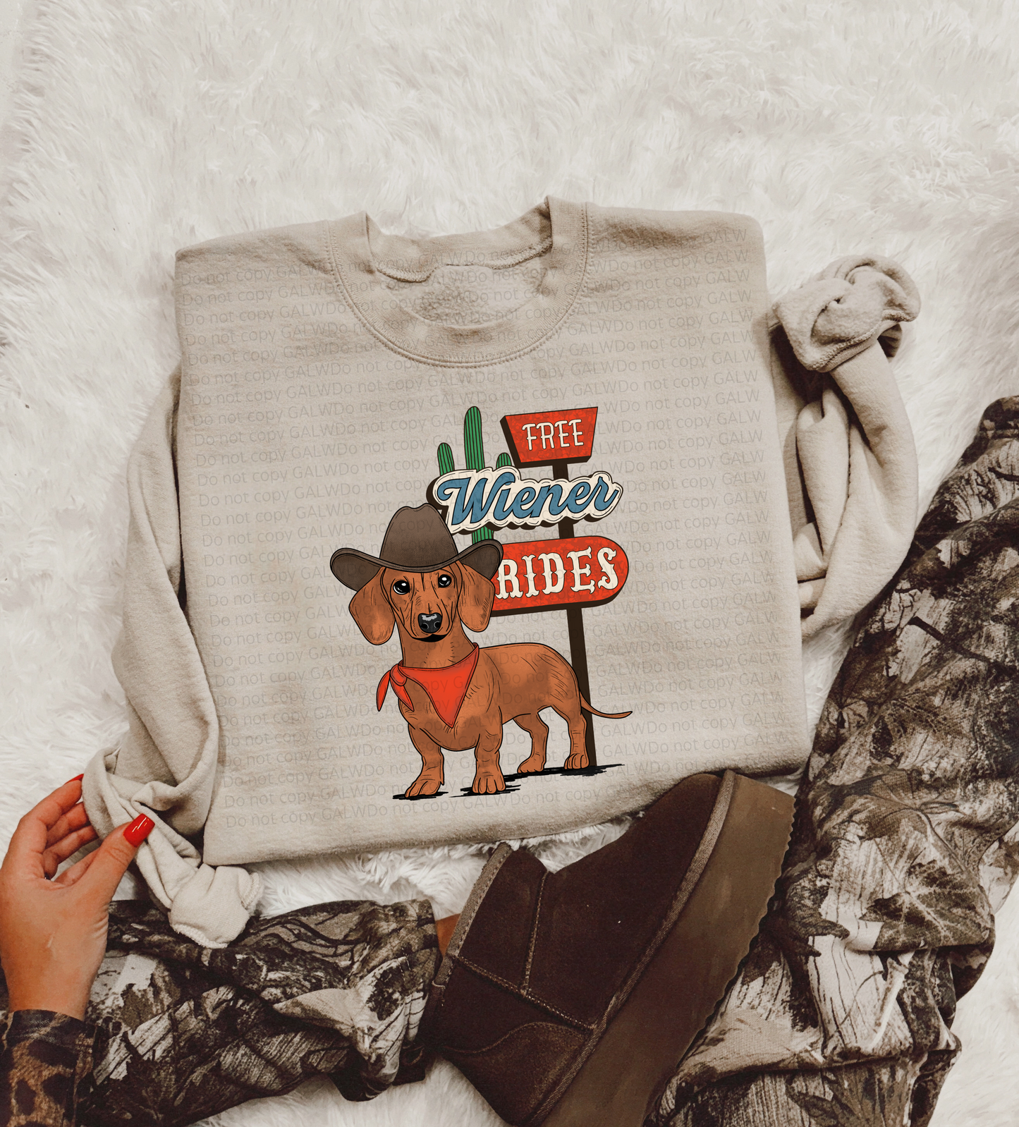 Free Wiener Rides Tee/Sweatshirt
