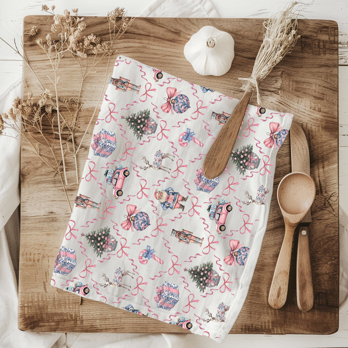 Small business holiday kitchen towels
Festive kitchen accessories gift
Holiday dish towels present ideas:
Gia Roma Christmas kitchen towels
Small business holiday kitchen towels