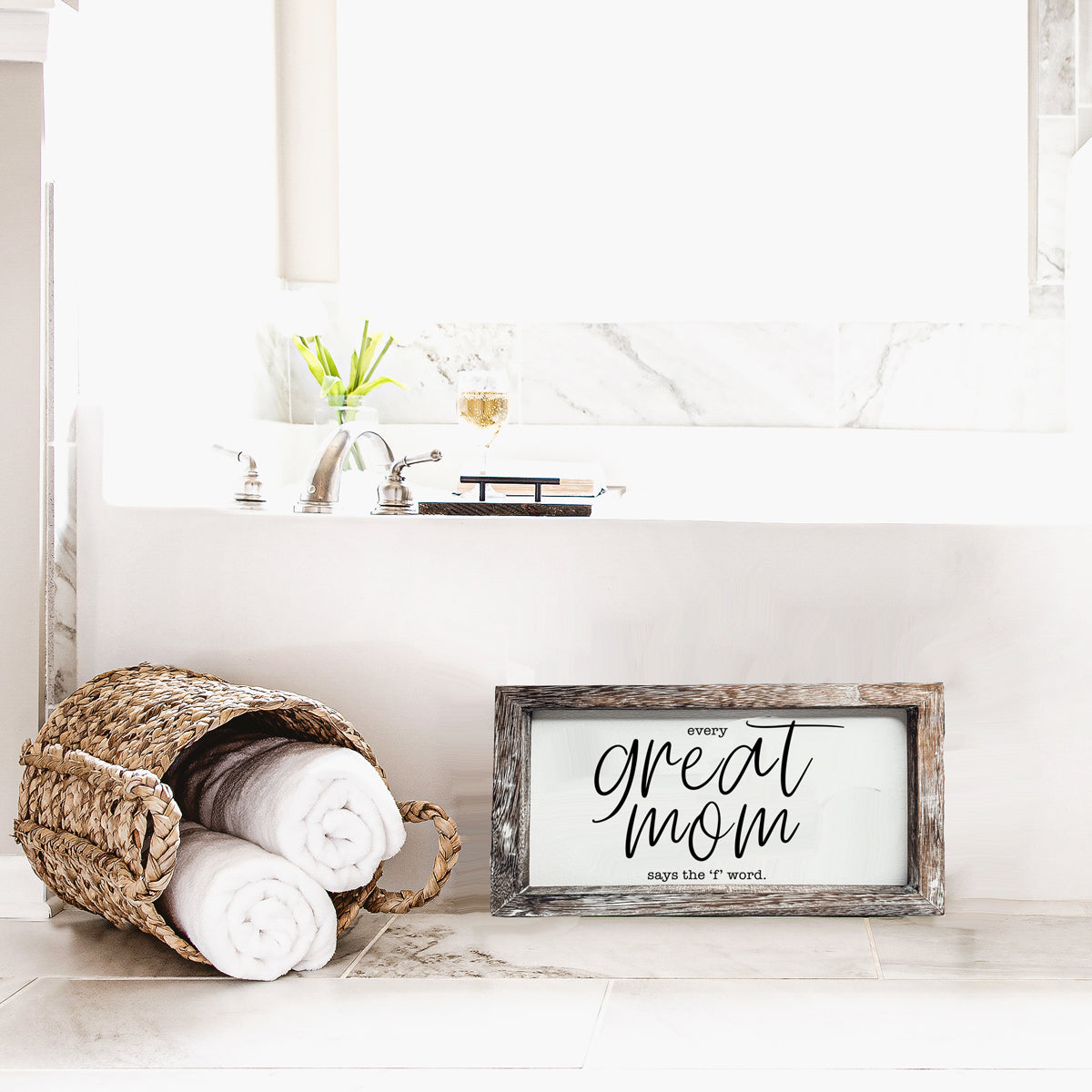 Great Mom Sign