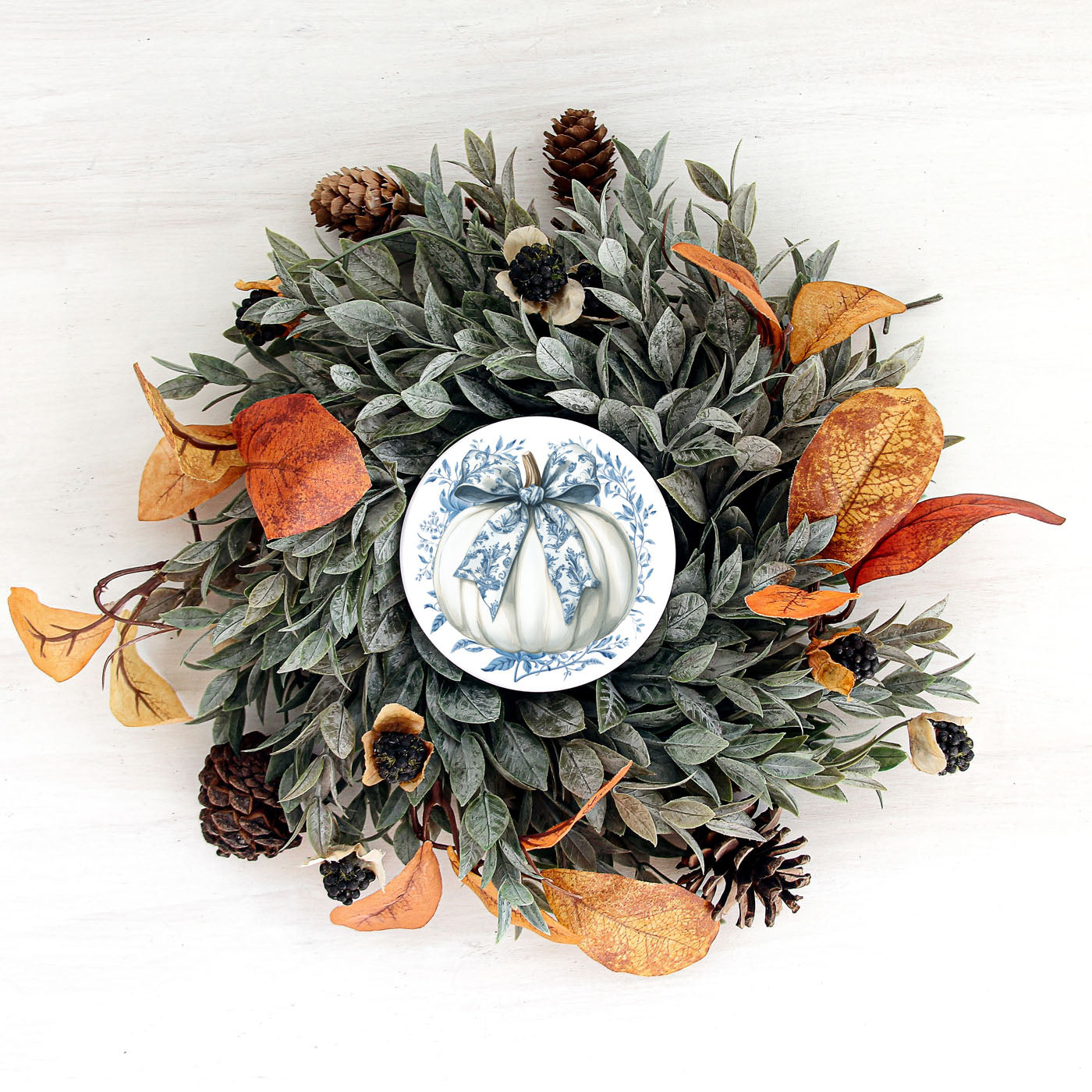 Blue willow Halloween
Elegant Halloween decorations
Designer Halloween decor