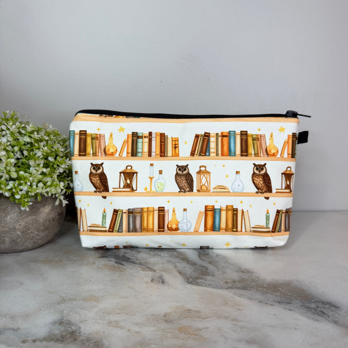 Pouch - Book Owl Bookshelf