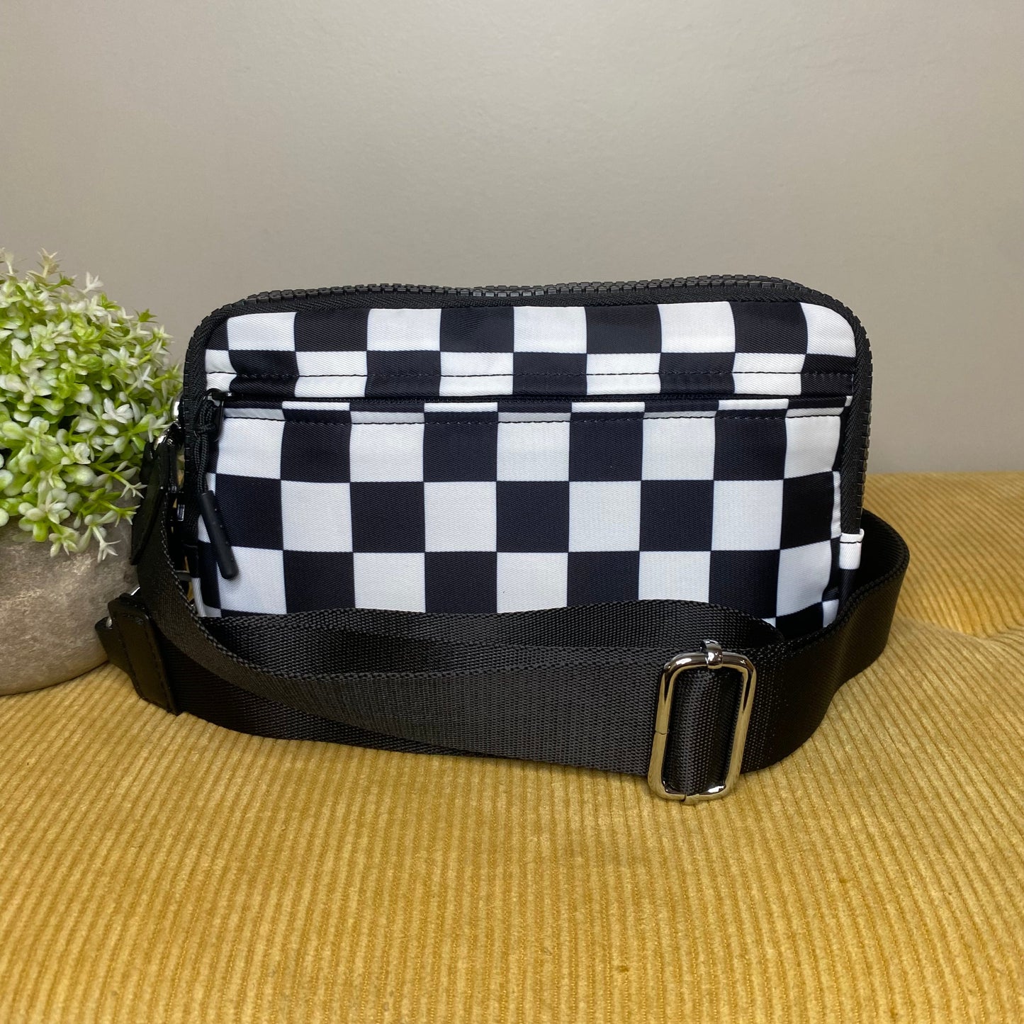 Remi - Nylon Crossbody - PREORDER 7/23-7/26