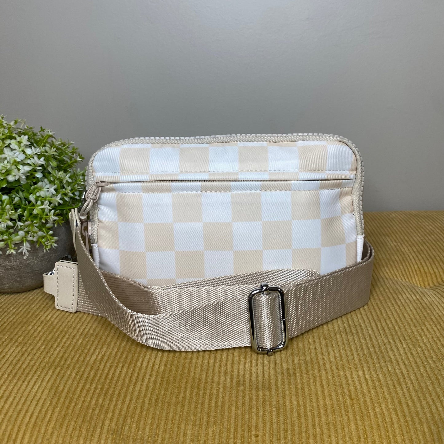 Remi - Nylon Crossbody - PREORDER 7/23-7/26