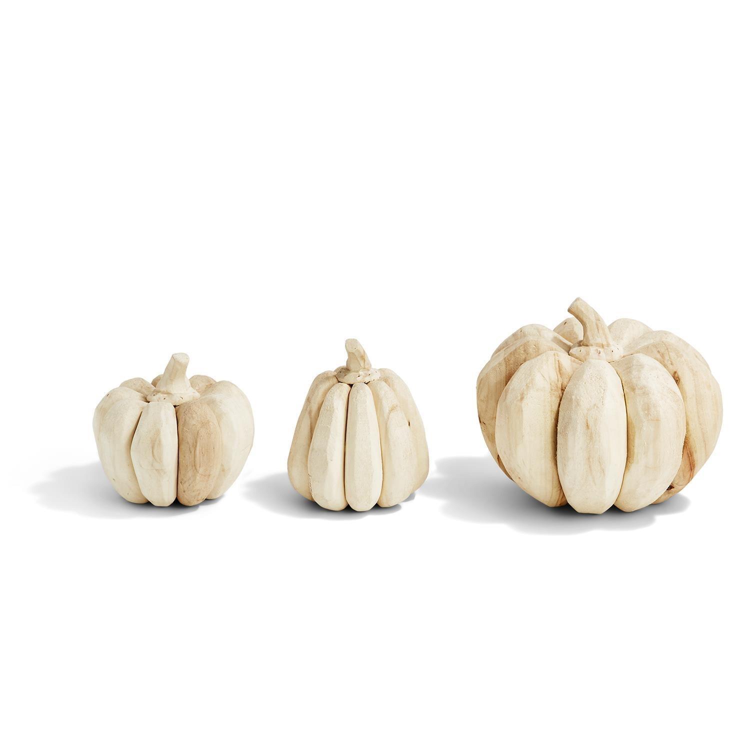 Wooden Pumpkin Centerpieces