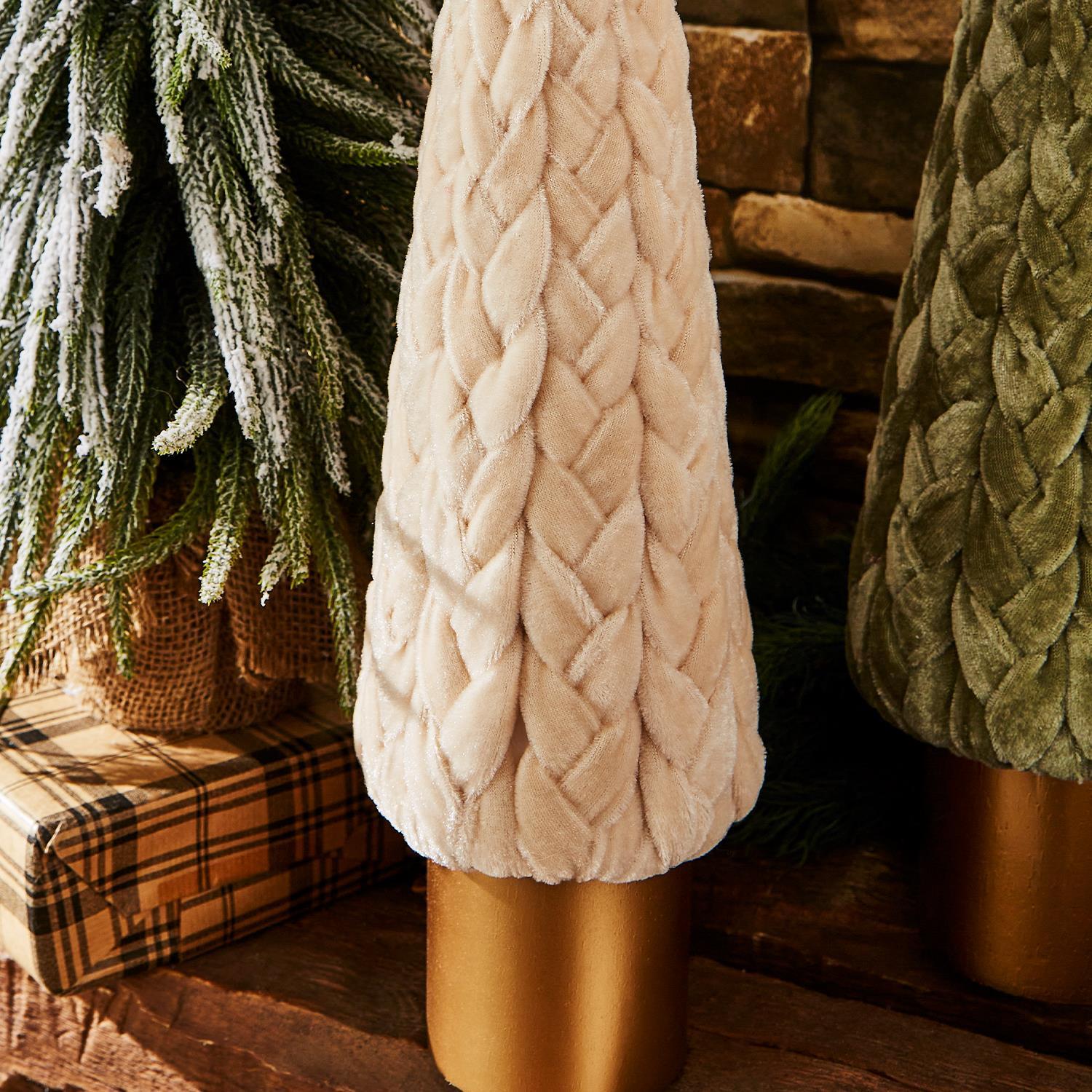 Velvet Christmas Tree Decorations
Gold Christmas Tree
Plush Christmas Trees
