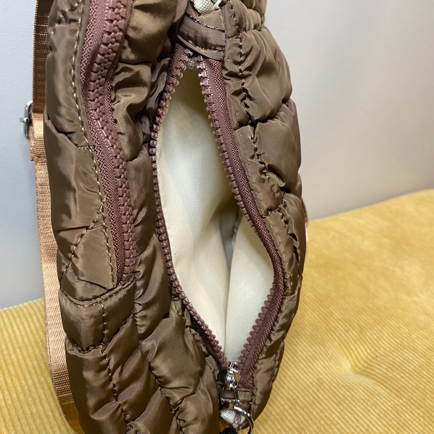 Puffer Sling XL