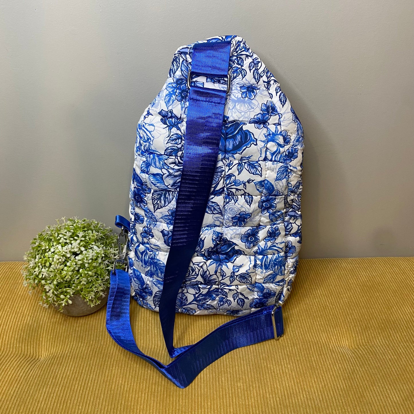 Puffer Sling XL