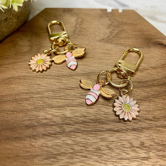 Keychain - Daisy & Bee - Pink