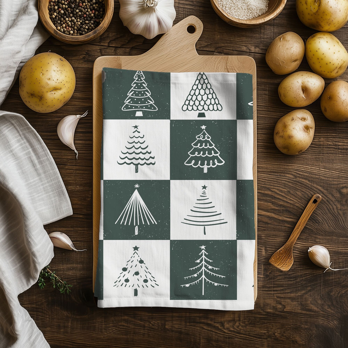 Green Christmas kitchen styling
White green holiday kitchen decor
Contemporary Christmas kitchen essentials
Block pattern Christmas kitchen towel
Checkerboard Christmas kitchen towel