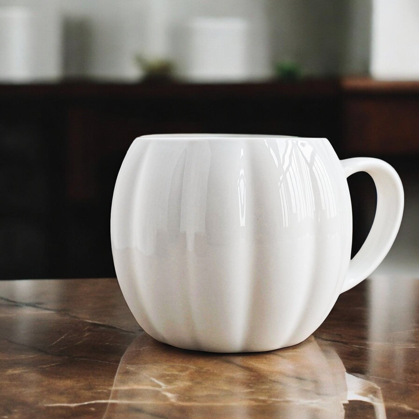 Elegant White Pumpkin Mug with Textured Surface
Halloween Coffee Mug in Pumpkin Shape for Fall