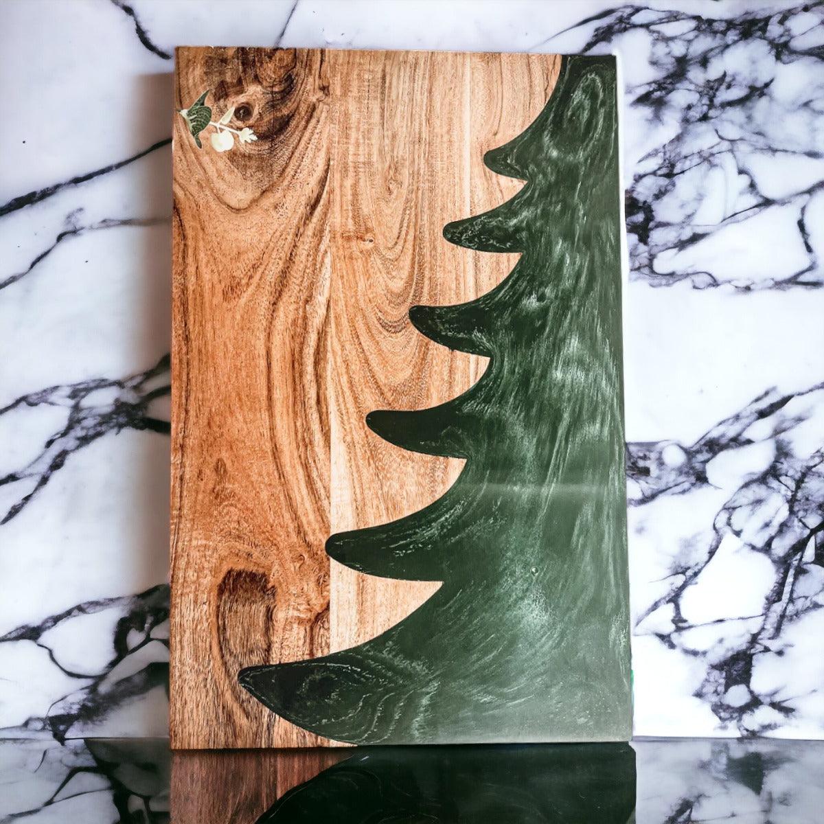 christmas eve charcuterie board
christmas shaped charcuterie board