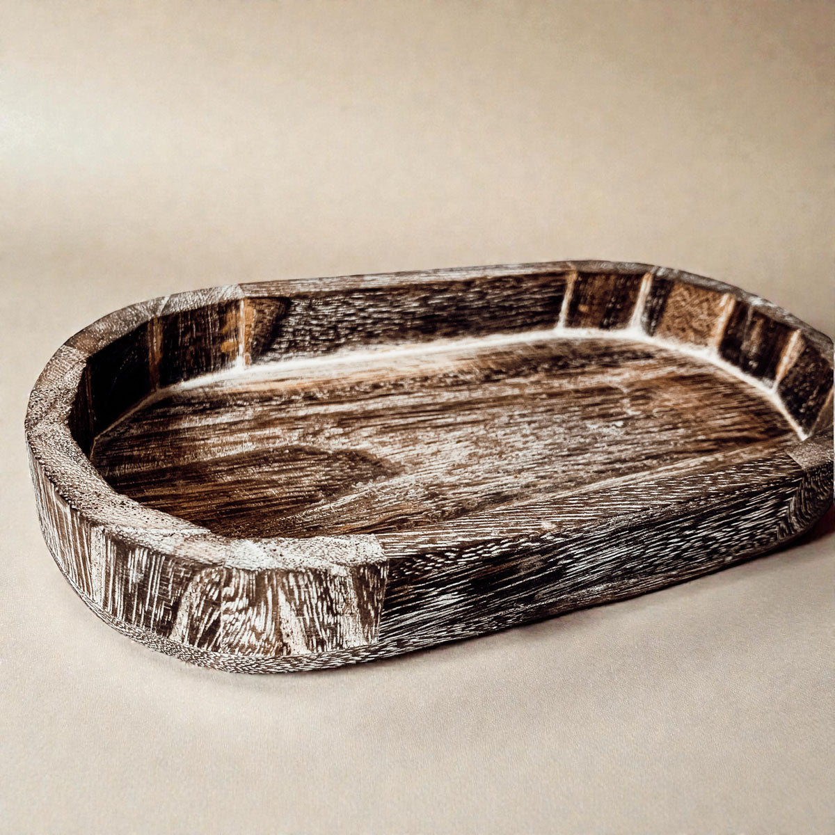 Organize in style with this rustic wooden catchall tray! Handcrafted from Paulownia wood. Perfect for vanity, nightstand or entryway. #rusticdecor #homeorganization #handmadegifts #giaroma