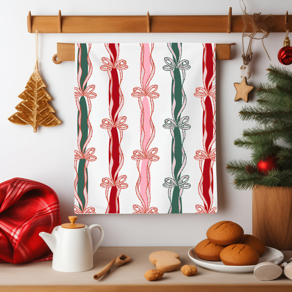 Feminine holiday kitchen accessories
Sweet Christmas kitchen towel bow
Pretty Christmas home decor kitchen