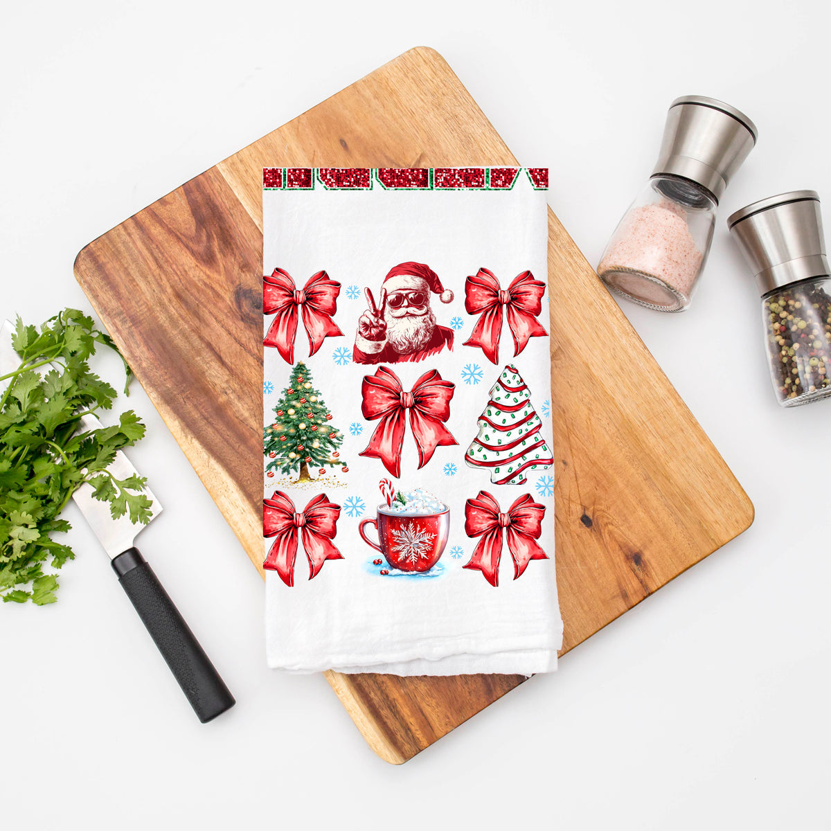 Christmas trendy kitchen decor sparkle
Aesthetic Christmas home decor kitchen
Trendy bow Christmas kitchen styling
