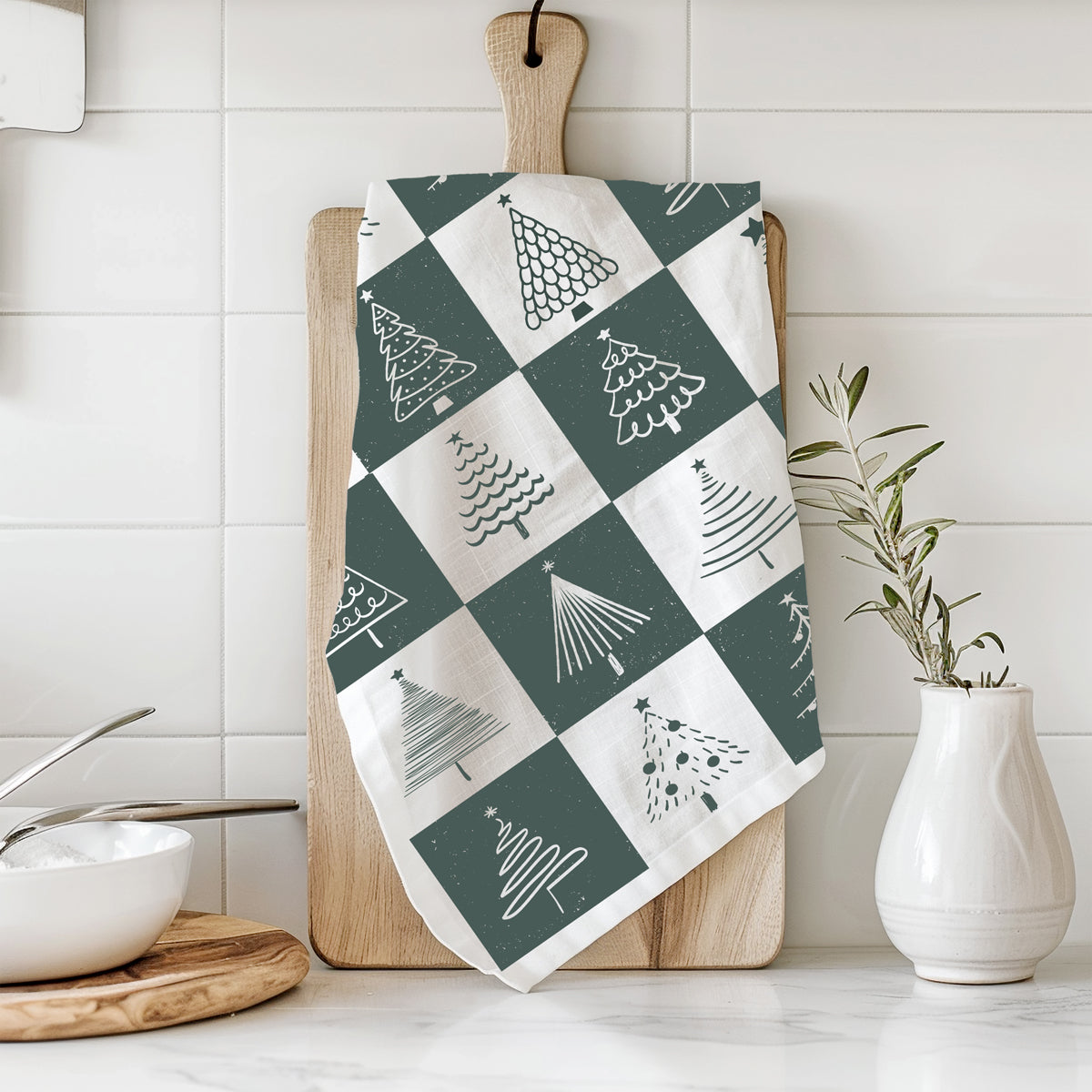 Green Christmas tree kitchen towel pattern
White green Christmas tree kitchen decor
Checkered Christmas kitchen decor
Christmas checkered pattern kitchen towel
Sage green kitchen accessories Christmas
