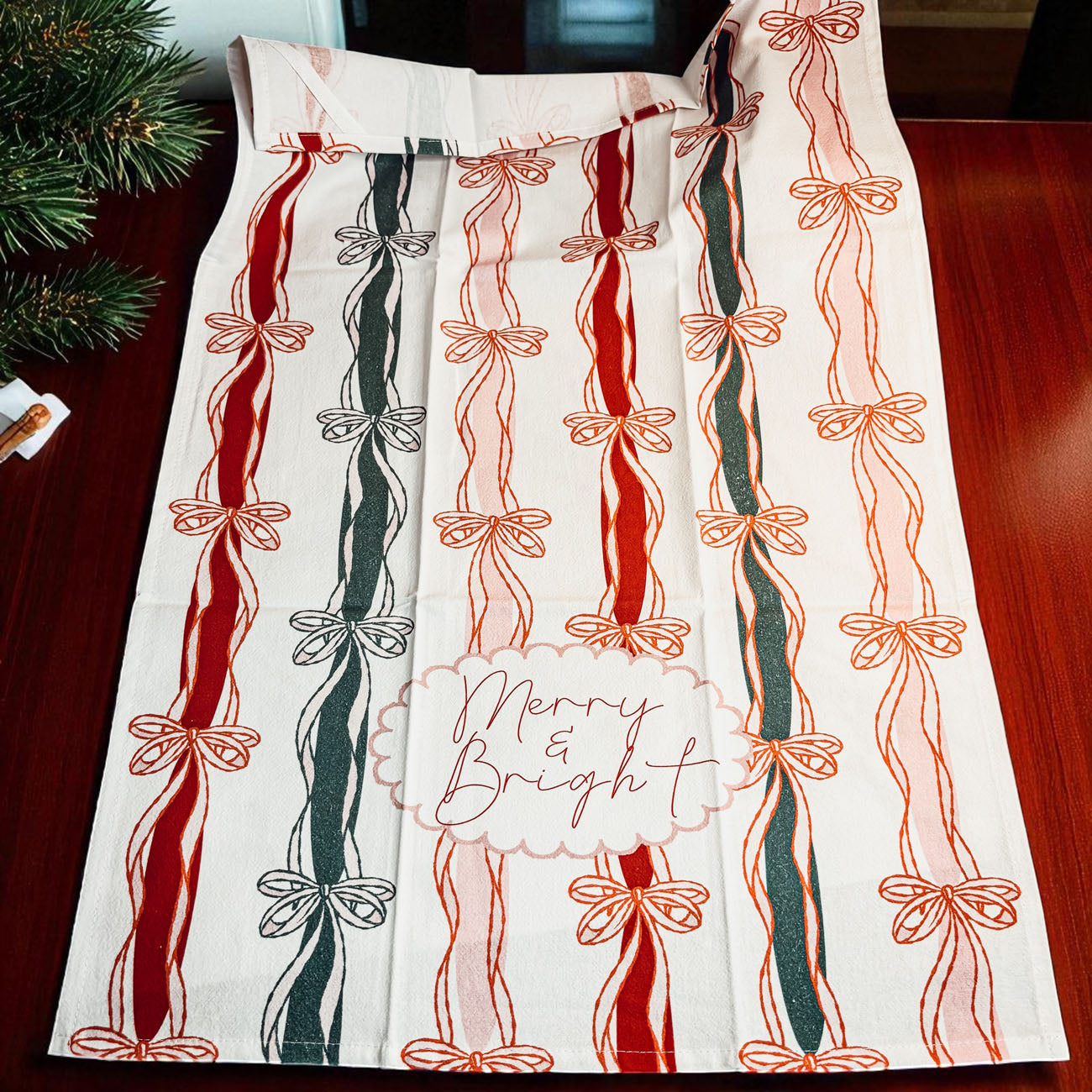 Festive kitchen towel ribbon design cotton
Holiday kitchen accessories ribbon bow
Luxury Christmas kitchen linens
Premium Christmas kitchen accessories